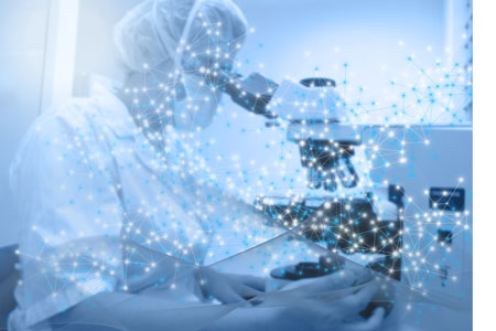 Modernes Mikroskop in Anwendung: Präzise Beobachtungen auf mikroskopischer Ebene.